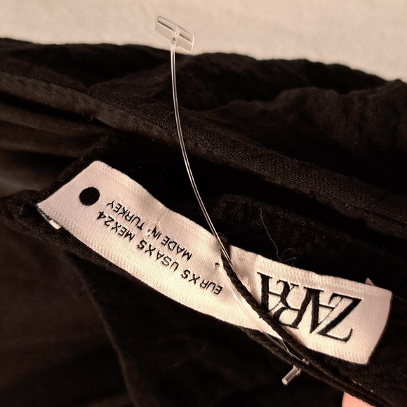 Zara women's xs little black dress, backless, criss cross thin straps, new w tag - Picture 4 of 8